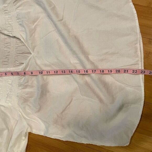 GAP Women's White Flowy Short Sleeve V-Neck Blouse Size S - Picture 11 of 11